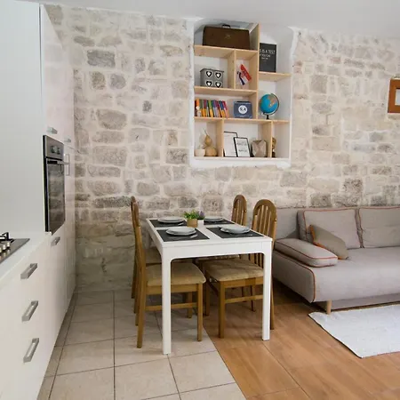 Terrace Borgoforte * Τρογκίρ